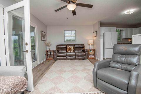 Tiny photo for 140 Walnut Circle, New Tazewell, TN 37825 (MLS # 1340547)