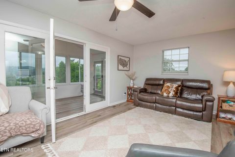 Tiny photo for 140 Walnut Circle, New Tazewell, TN 37825 (MLS # 1340547)