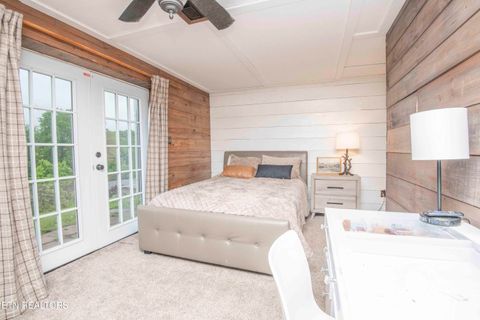Tiny photo for 140 Walnut Circle, New Tazewell, TN 37825 (MLS # 1340547)