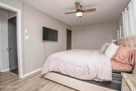 Tiny photo for 140 Walnut Circle, New Tazewell, TN 37825 (MLS # 1340547)