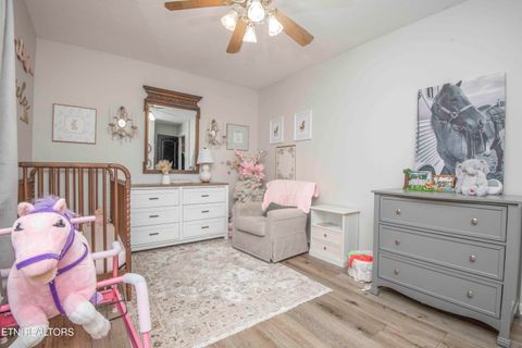 Tiny photo for 140 Walnut Circle, New Tazewell, TN 37825 (MLS # 1340547)