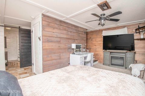 Tiny photo for 140 Walnut Circle, New Tazewell, TN 37825 (MLS # 1340547)