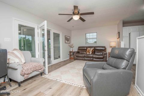 Tiny photo for 140 Walnut Circle, New Tazewell, TN 37825 (MLS # 1340547)