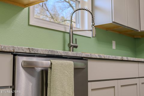 Tiny photo for 103 Cofer Circle, Harriman, TN 37748 (MLS # 1330157)