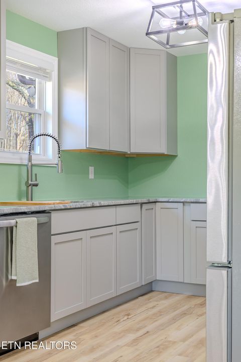 Tiny photo for 103 Cofer Circle, Harriman, TN 37748 (MLS # 1330157)