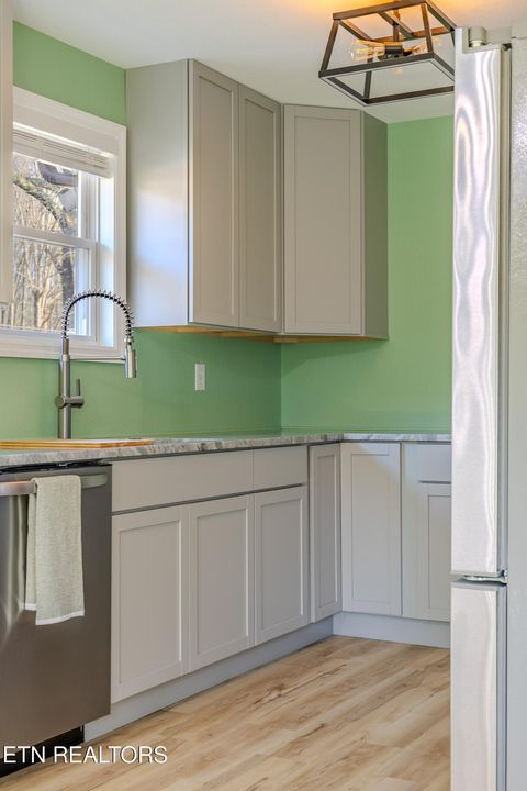 Tiny photo for 103 Cofer Circle, Harriman, TN 37748 (MLS # 1330157)