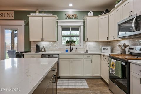 Tiny photo for 853 Pinebrooke Drive, Maryville, TN 37801 (MLS # 1340802)