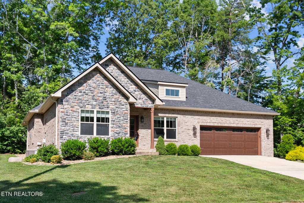 Photo of 10 King John Lane, Crossville, TN 38558 (MLS # 1340177)