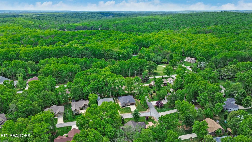 Photo of 10 King John Lane, Crossville, TN 38558 (MLS # 1340177)