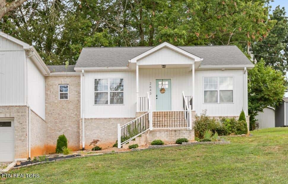 Photo of 2643 Cloverdale Drive, Cookeville, TN 38506 (MLS # 1269286)