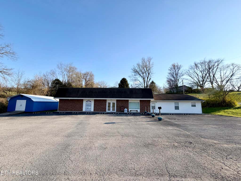 Photo of 1165 Towe String Rd, Jacksboro, TN 37757 (MLS # 1348867)