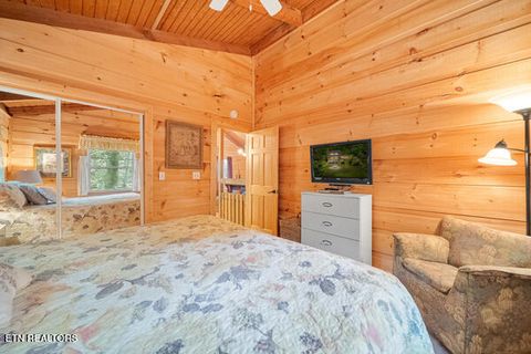 Tiny photo for 3127 Emerald Springs Loop, Sevierville, TN 37862 (MLS # 1325026)