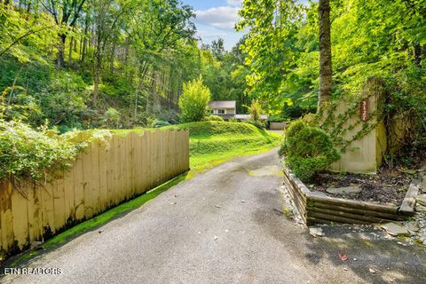 Tiny photo for 3127 Emerald Springs Loop, Sevierville, TN 37862 (MLS # 1325026)