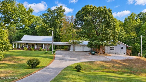Photo of 2225 Winona Rd, Huntsville, TN 37756 (MLS # 1356252)