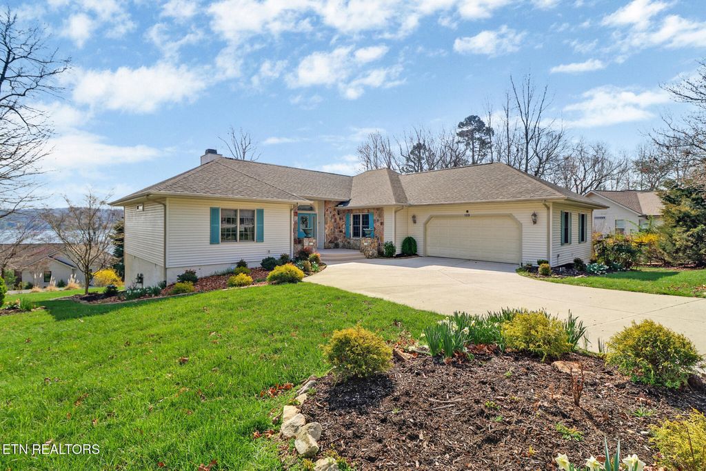 Photo of 123 Mariners Drive, Fairfield Glade, TN 38558 (MLS # 1333858)