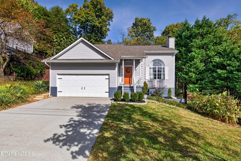 Photo of 9113 Fairhaven Place, Knoxville, TN 37931 (MLS # 1360314)