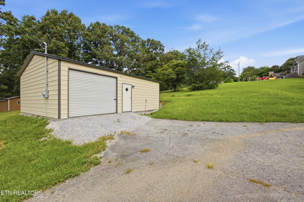 Photo of 219 High Point Orchard Rd, Kingston, TN 37763 (MLS # 1349317)