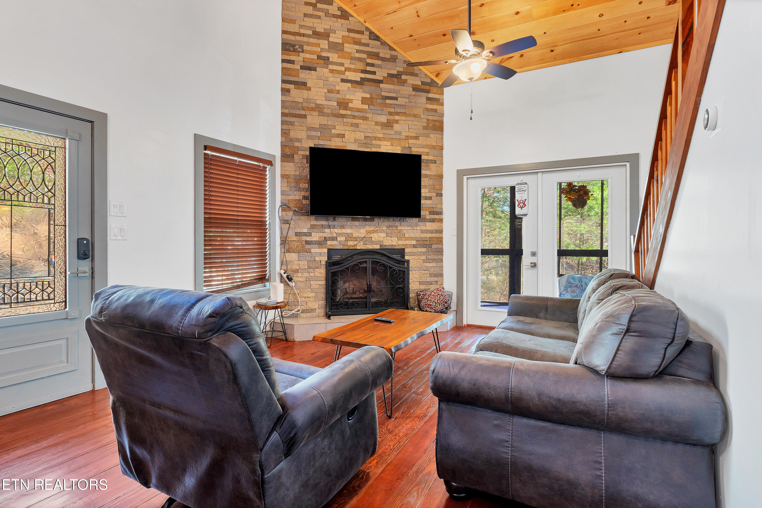 516 Clearwater Circle