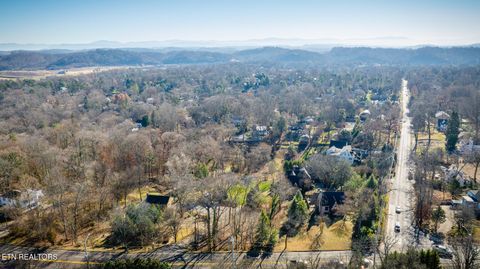 Tiny photo for 3944 Kingston Pike, Knoxville, TN 37919 (MLS # 1324637)