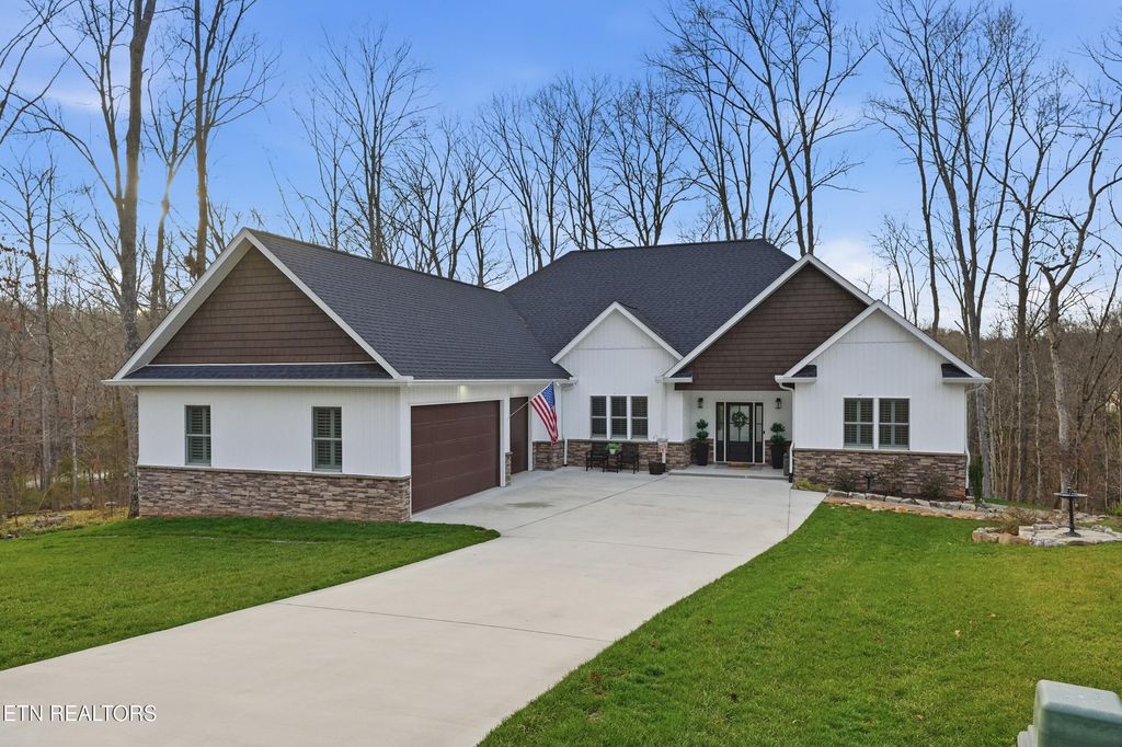 Photo of 285 Odali Trace, Loudon, TN 37774 (MLS # 1327636)