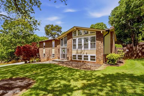 Photo of 9957 Tierra Verde Drive, Knoxville, TN 37922 (MLS # 1339345)