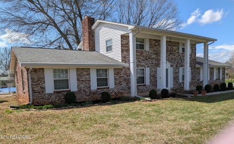 Photo of 302 Jackson Hills Drive, Maryville, TN 37804 (MLS # 1359168)