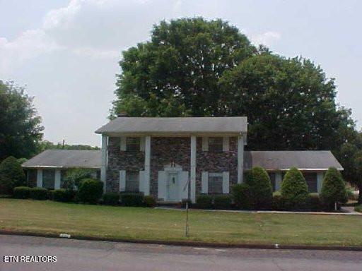 Photo of 302 Jackson Hills Drive, Maryville, TN 37804 (MLS # 1359168)
