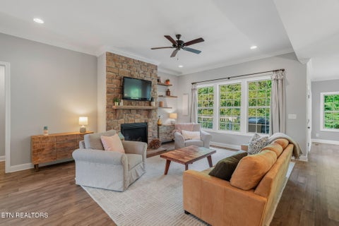 Tiny photo for 843 Valley Glen Blvd, Knoxville, TN 37922 (MLS # 1354104)