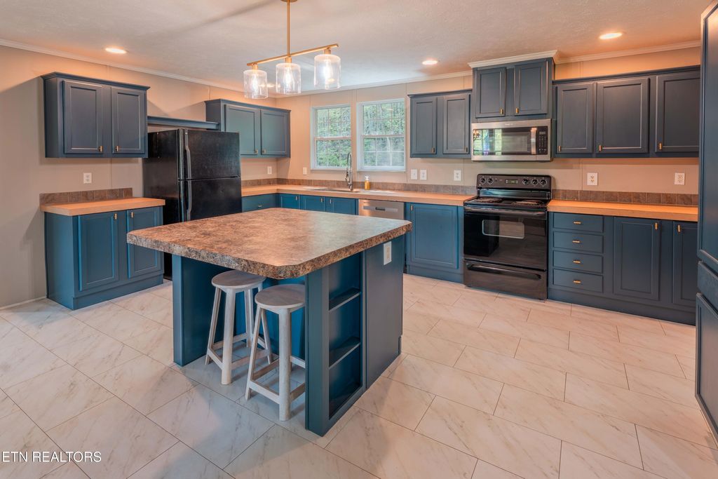 Photo of 631 Laurel Rd, Clinton, TN 37716 (MLS # 1337033)