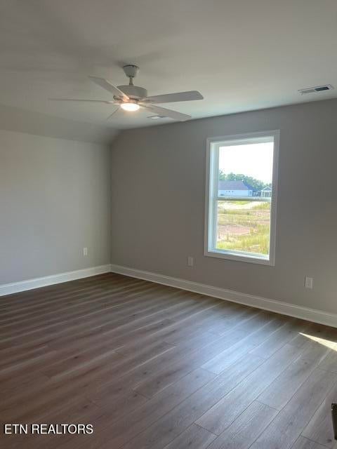 Tiny photo for 375 Trillium Tr, Lenoir City, TN 37771 (MLS # 1356151)