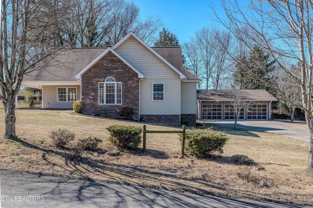 Photo of 905 Chaparal Drive, Seymour, TN 37865 (MLS # 1328827)