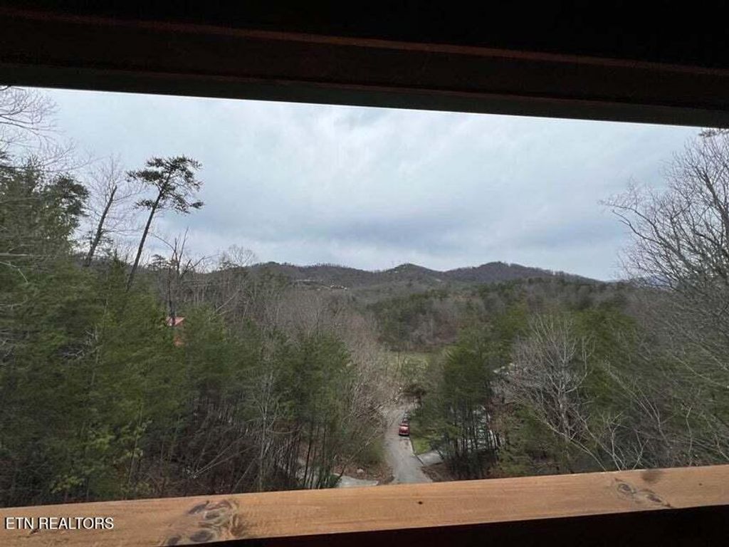 Photo of 3211 Pine Way, Pigeon Forge, TN 37863 (MLS # 1314811)