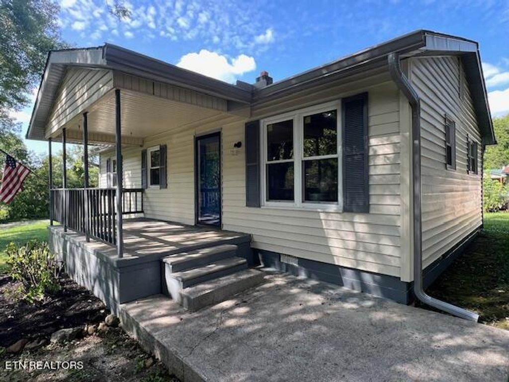 Photo of 3957 Payne Hollow Rd, Walland, TN 37886 (MLS # 1273862)