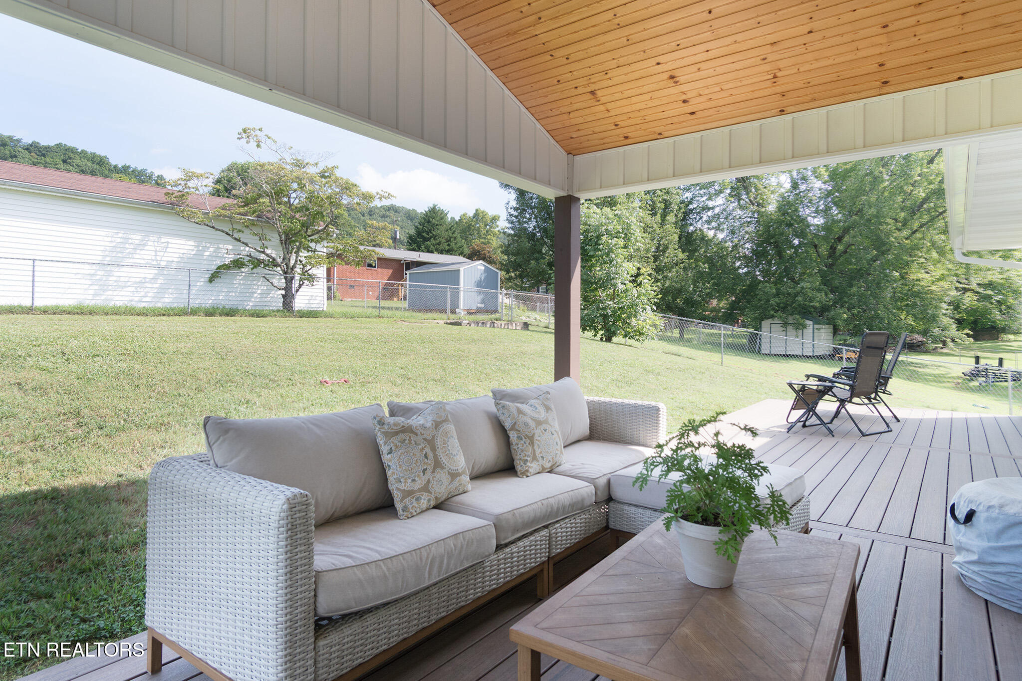 Knoxville, Tennessee 37918, United States, 3 Bedrooms Bedrooms, ,2 BathroomsBathrooms,Residential,Active,178466