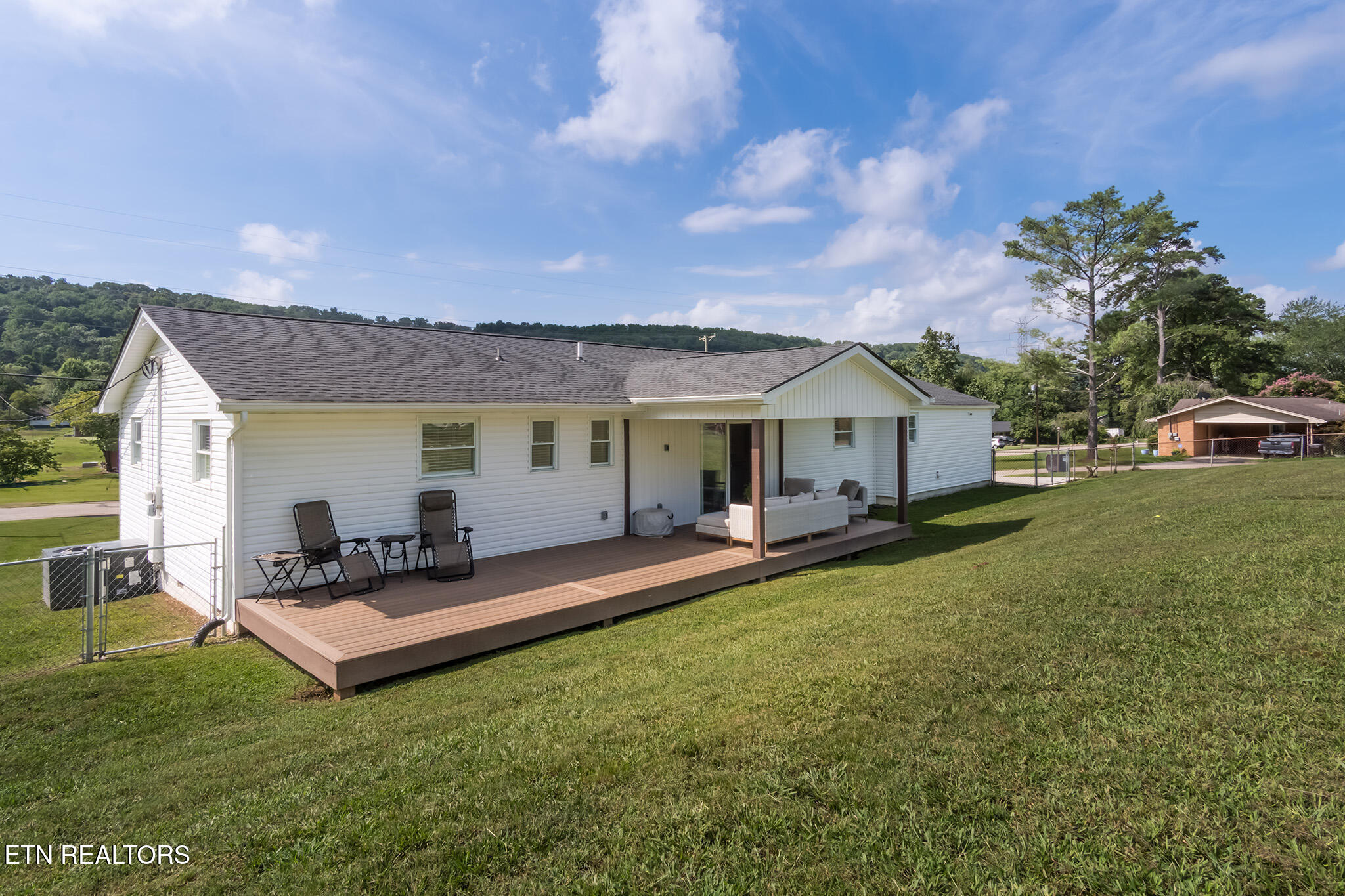 Knoxville, Tennessee 37918, United States, 3 Bedrooms Bedrooms, ,2 BathroomsBathrooms,Residential,Active,178466