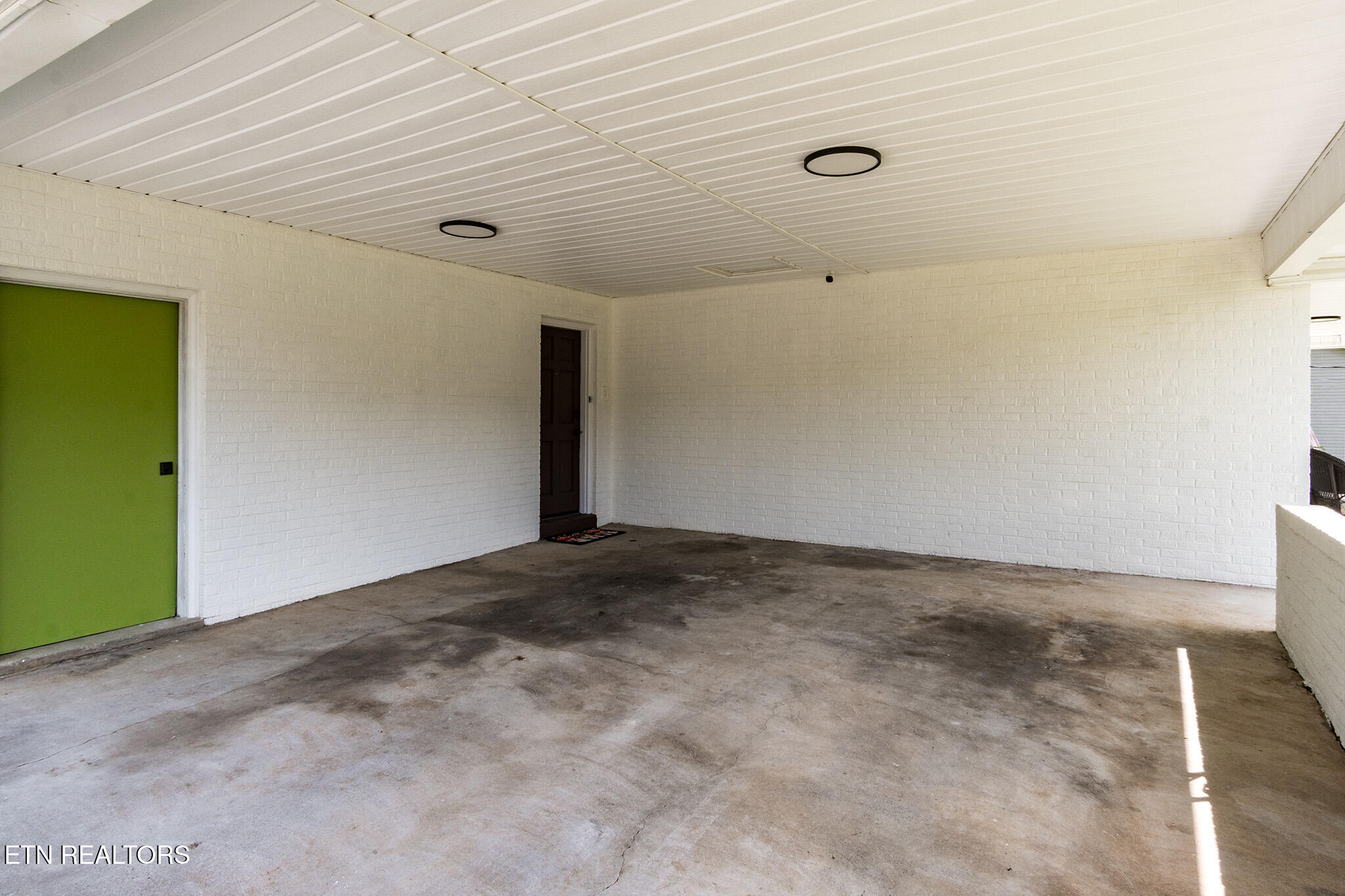 Knoxville, Tennessee 37918, United States, 3 Bedrooms Bedrooms, ,2 BathroomsBathrooms,Residential,Active,178466