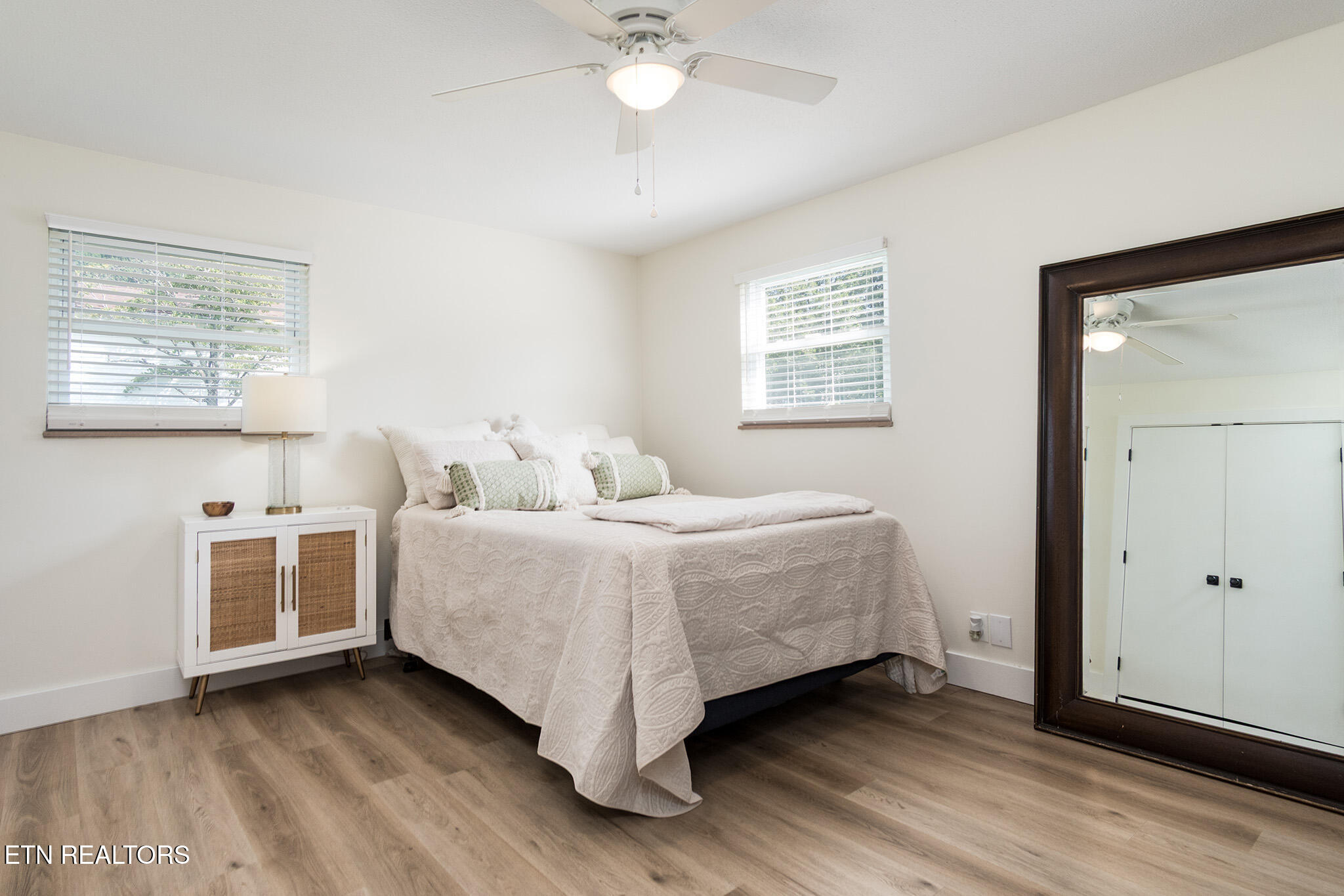 Knoxville, Tennessee 37918, United States, 3 Bedrooms Bedrooms, ,2 BathroomsBathrooms,Residential,Active,178466