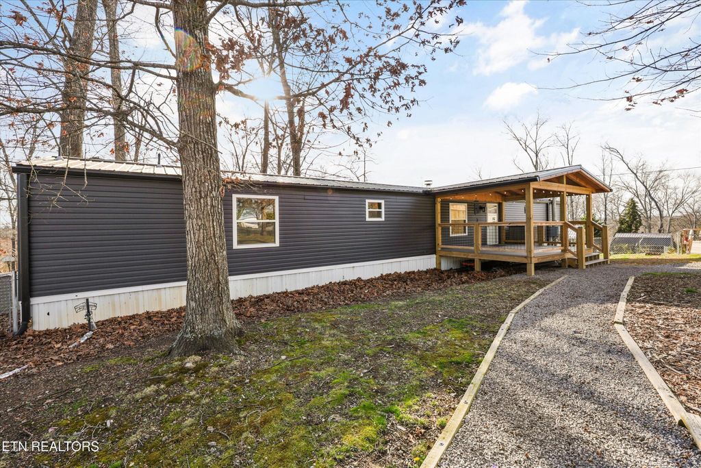 Photo of 1729 Walnut Hill Lane, Sevierville, TN 37876 (MLS # 1332243)