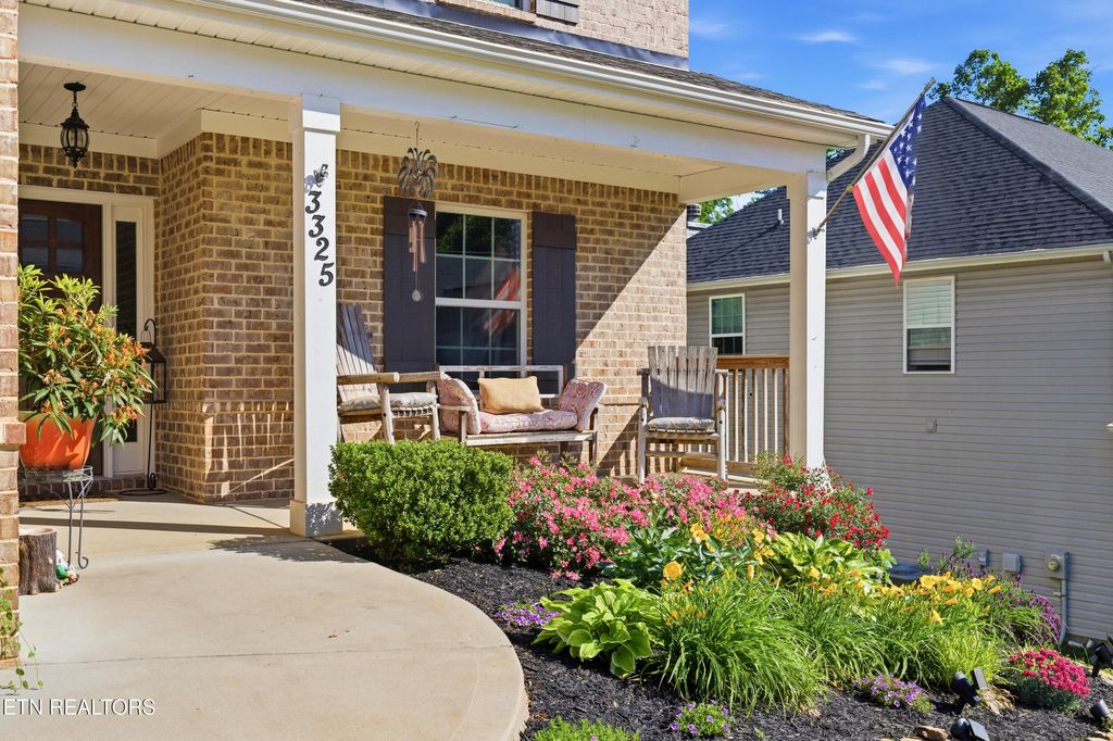 Photo of 3325 Flagstaff Lane, Knoxville, TN 37931 (MLS # 1320825)