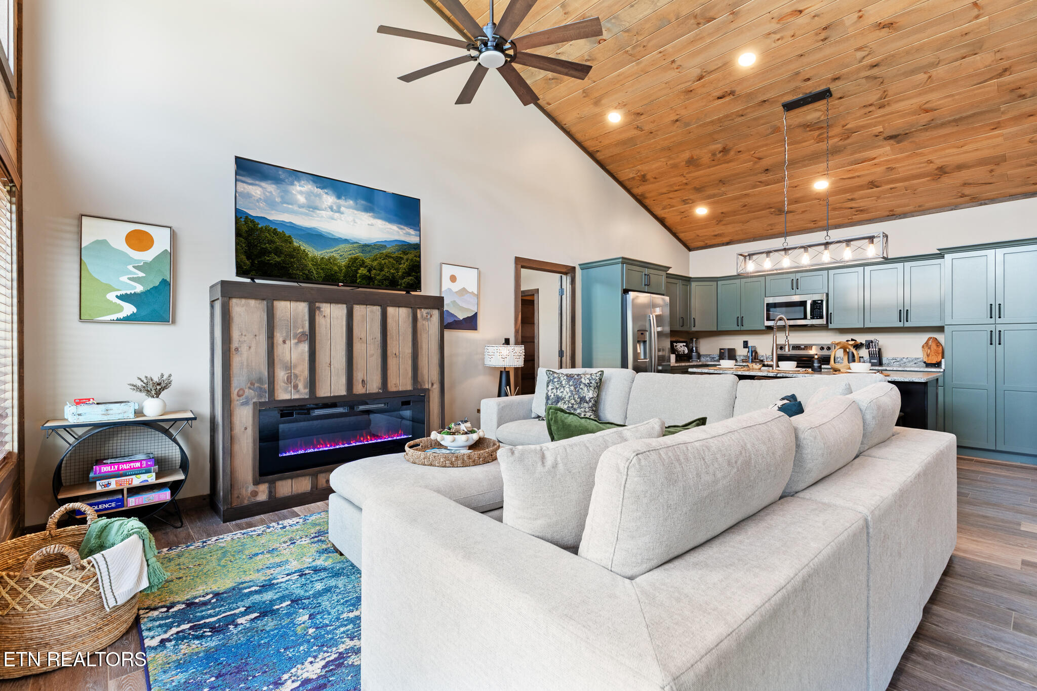 2304 Judson Lane