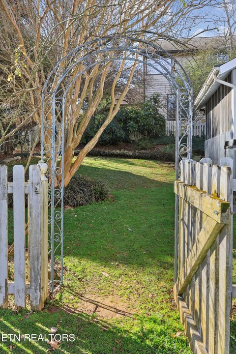 Tiny photo for 1416 Francis Station Drive, Knoxville, TN 37909 (MLS # 1326459)