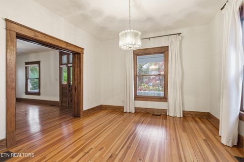 Tiny photo for 1300 Kenyon St, Knoxville, TN 37917 (MLS # 1316358)