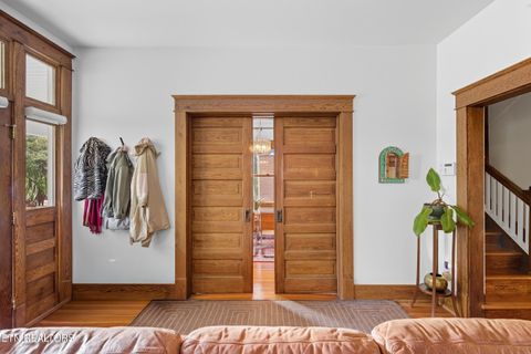 Tiny photo for 1300 Kenyon St, Knoxville, TN 37917 (MLS # 1316358)