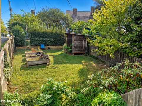 Tiny photo for 1300 Kenyon St, Knoxville, TN 37917 (MLS # 1316358)
