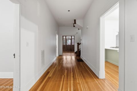 Tiny photo for 1300 Kenyon St, Knoxville, TN 37917 (MLS # 1316358)