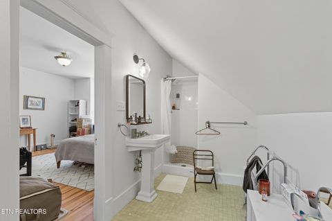 Tiny photo for 1300 Kenyon St, Knoxville, TN 37917 (MLS # 1316358)