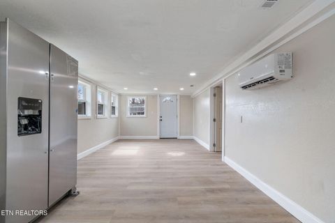 Tiny photo for 6617 Washington Pike Pike, Knoxville, TN 37918 (MLS # 1328062)