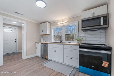 Tiny photo for 6617 Washington Pike Pike, Knoxville, TN 37918 (MLS # 1328062)