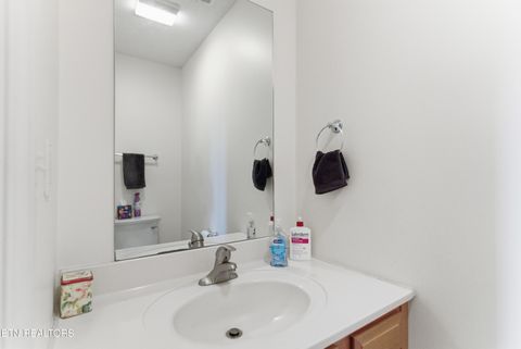 Tiny photo for 267 far view Circle, Jacksboro, TN 37757 (MLS # 1324651)