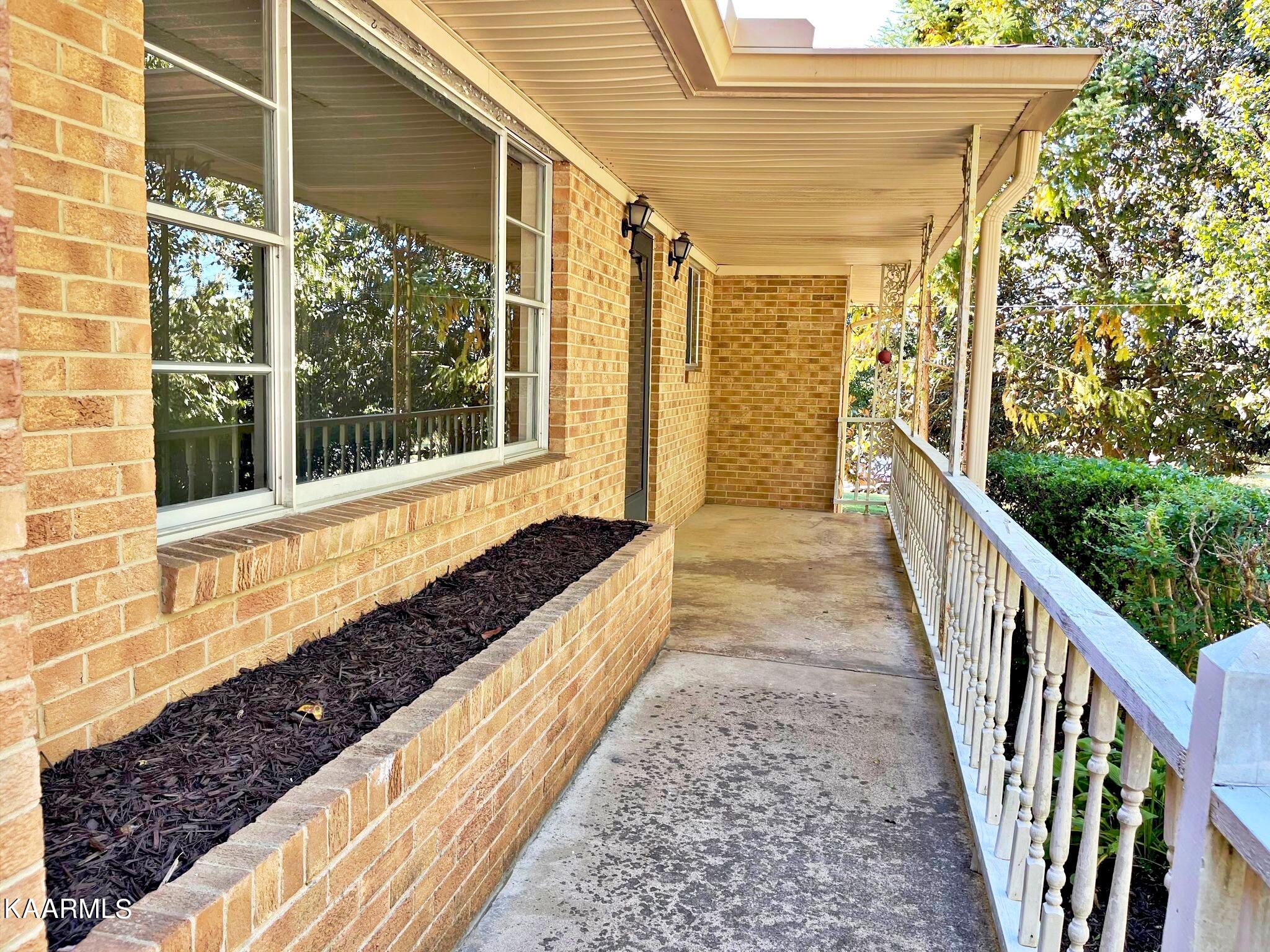 Photo 17 of 45 of 109 Cedar Circle house